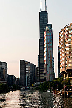 摩天大楼,水岸,希尔斯大厦,芝加哥河,芝加哥,库克县,伊利诺斯,美国
