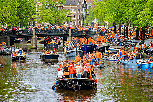衣服,橙色,填加,运河,船,庆贺,白天,阿姆斯特丹,省,北荷兰,荷兰,欧洲
