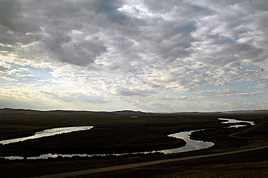 内蒙古乌兰山额尔古纳河