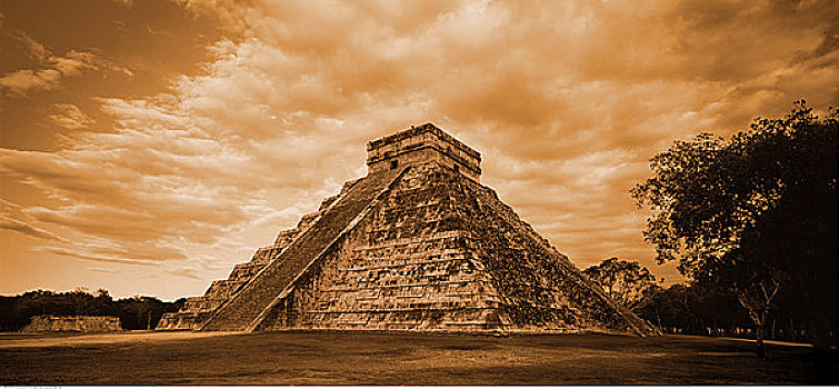 库库尔坎金字塔,奇琴伊察,墨西哥
