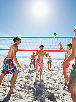 朋友,玩,沙滩排球