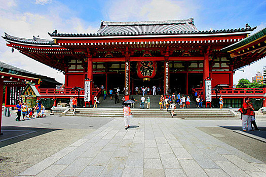 东京浅草寺观音像的正殿