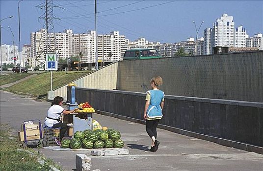 女人,销售,水果,市场,正面,住房,区域,塔楼,基辅,乌克兰,欧洲