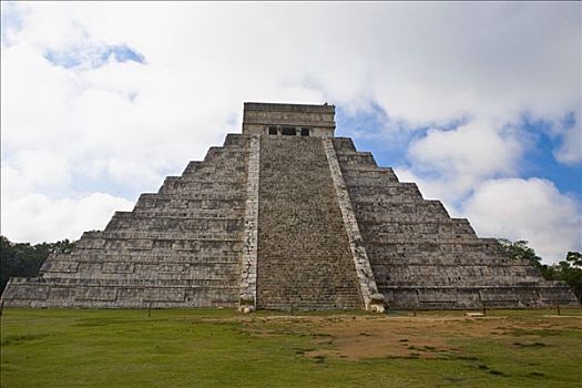 仰视,金字塔,风景,奇琴伊察,尤卡坦半岛,墨西哥