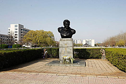 http://www.qunran.cn/html/47b4199911.html