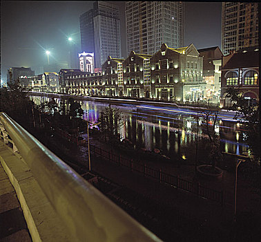 武汉,步行街,夜景