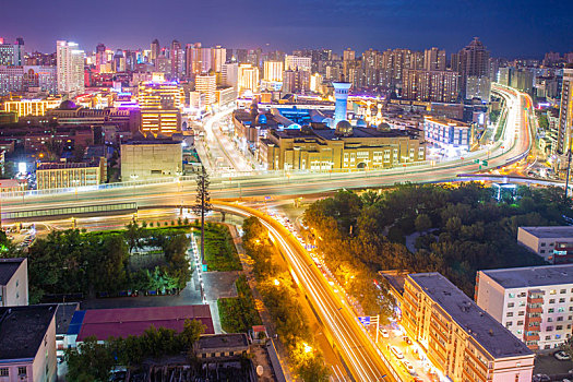 新疆乌鲁木齐大巴扎城市繁华夜景