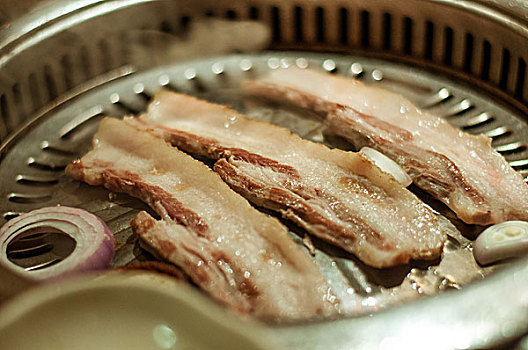 韩国料理烤五花肉