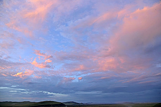 内蒙古呼伦贝尔额尔古纳日落时分的根河湿地火烧云