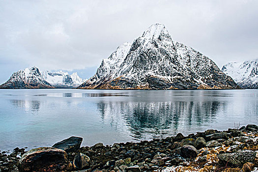 海岸线,雪冠,山,瑞恩,挪威