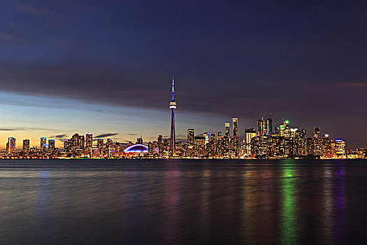 天际线,夜晚,安大略湖,加拿大国家电视塔,多伦多,安大略省,加拿大,北美