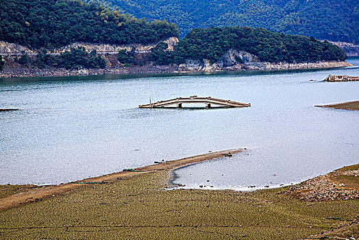 古桥,淹没,石桥