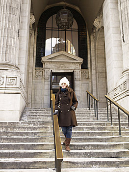女人,台阶,纽约图书馆