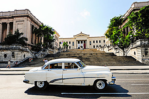 老爷车,街上,正面,大学,哈瓦那,古巴