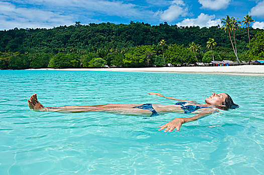 女人,享受,青绿色,水,白沙,香槟,海滩,岛屿,瓦努阿图,南太平洋
