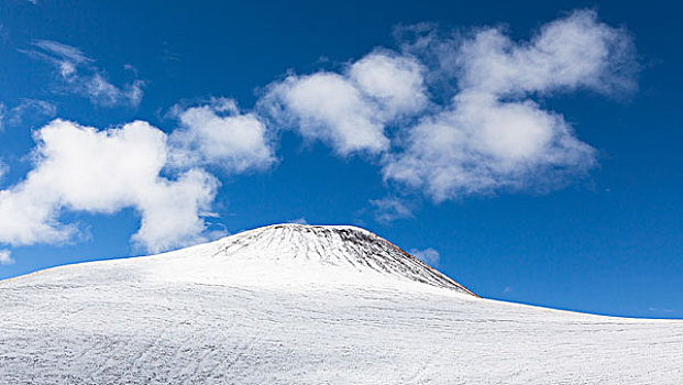 雪山白云