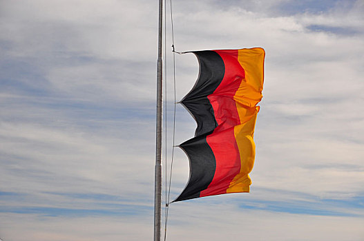 德国国旗,杆,风暴,飘动