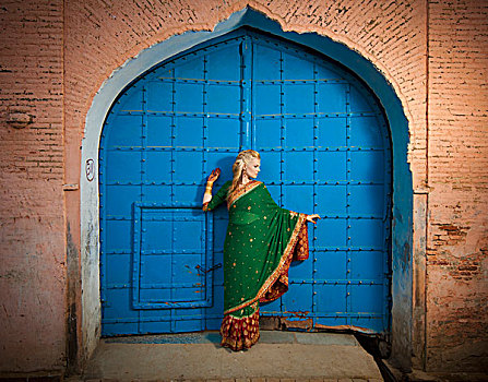 女人,姿势,入口,穿,纱丽,旁遮普,印度