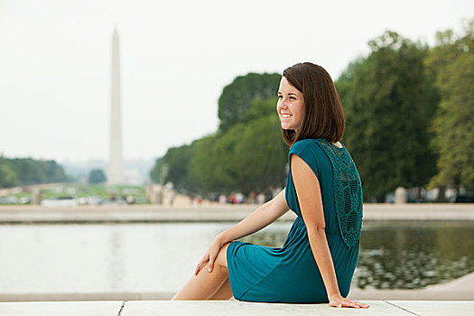 女孩,倒影,华盛顿纪念碑,远景