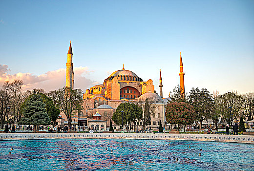 圣索菲亚教堂,日落,喷泉,藍色清真寺,苏丹,公园,伊斯坦布尔,欧洲,局部,土耳其,亚洲