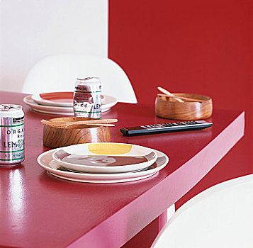 盘子,红色,桌子