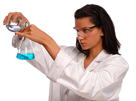 女青年,化学家,穿,白大褂,护目镜,混合,溶液,白色背景