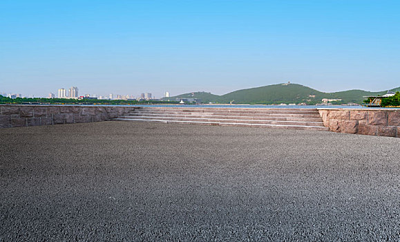 道路地面和城市景观