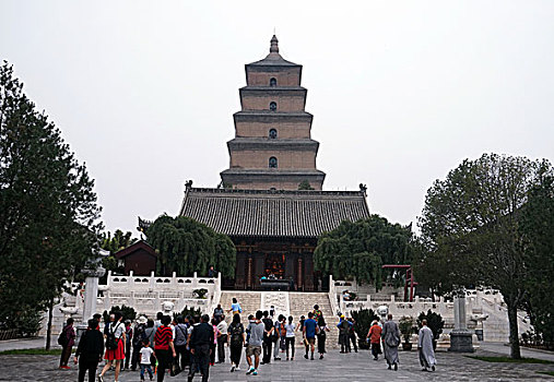 西安大雁塔景区大慈恩寺古建筑景观