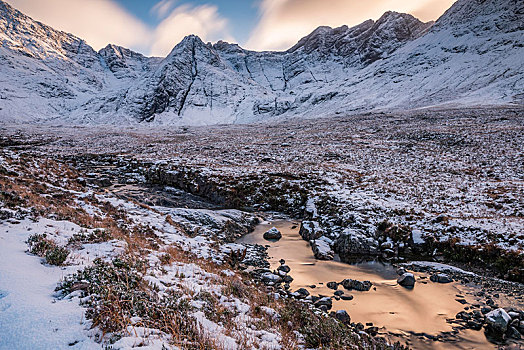 小河,雪景,冬天,山,背景,斯凯岛,苏格兰,英国,欧洲
