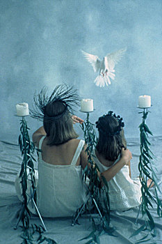 后面,风景,两个,女孩,练习,异教,仪式,白色,鸽子