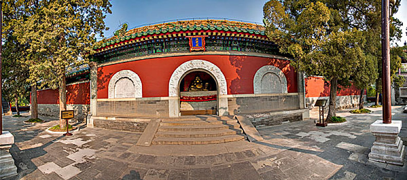 北京北海公园正觉殿