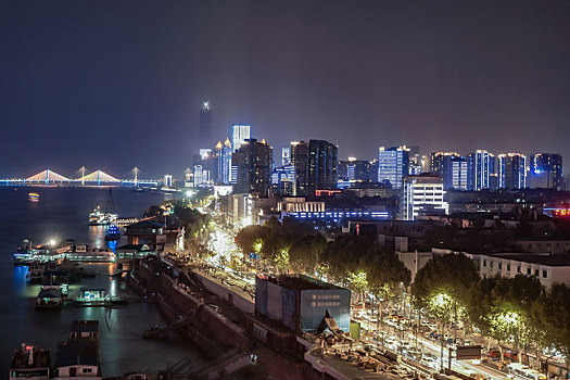 武汉滨江大道夜景