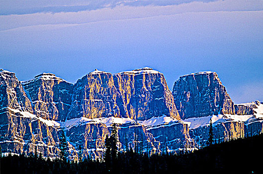 城堡山,冬天,班芙国家公园,艾伯塔省,加拿大