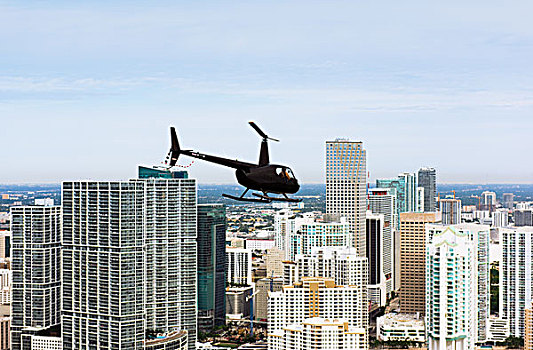直升飞机,摩天大楼,市区,迈阿密,佛罗里达,美国