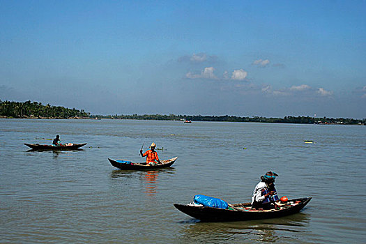 渔民,抓住,鱼,河,库尔纳市,孟加拉,十一月,2007年