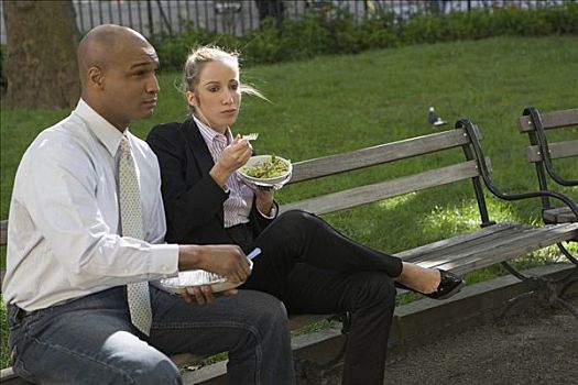 商务人士,职业女性,食物,公园长椅