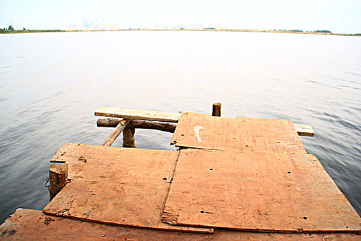 破旧的码头