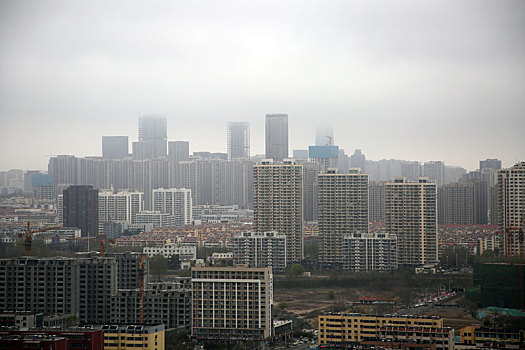 山东省日照市,山雨欲来风满楼,春季天气变化多端