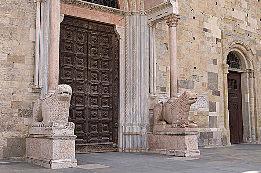 门口,中央教堂,大教堂,艾米利亚-罗马涅大区,意大利,欧洲