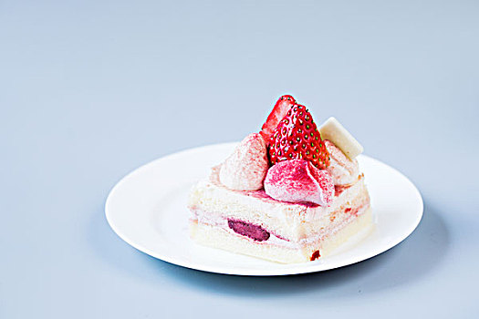 草莓慕斯,蛋糕,甜点,新鲜