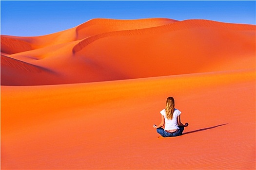 冥想,沙漠