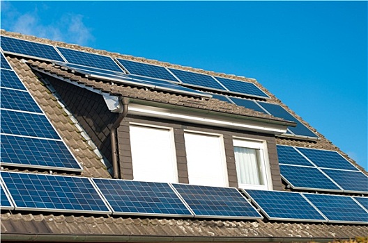 太阳能电池板,房子