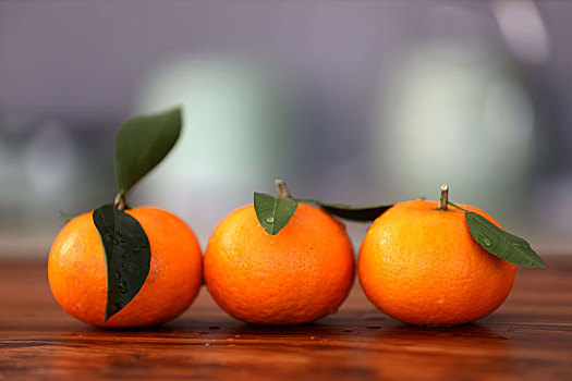 味美多汁的柑橘类水果