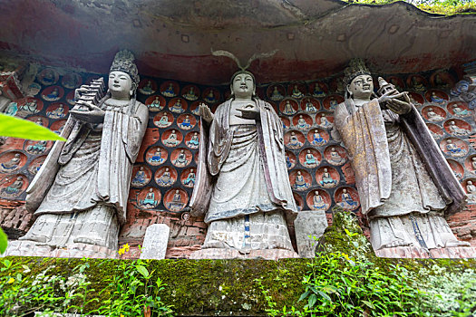 重庆大足石刻之宝顶山石刻,华严三圣像