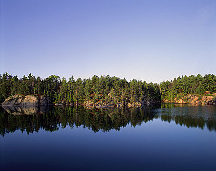 杰克逊湖,基拉尼省立公园,安大略省,加拿大