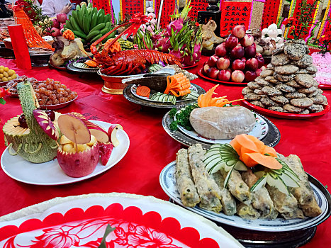 中国过年祭拜风俗拜神拜祖先习俗