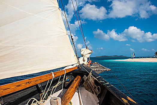 帆船,白沙滩,棕榈岛,格林纳丁斯群岛,加勒比