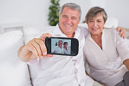 老人,拍照,妻子,智能手机