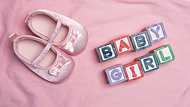 女婴,室外,粉色,婴儿鞋,毯子