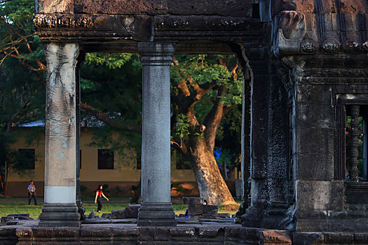 光影下的柬埔寨吴哥窟